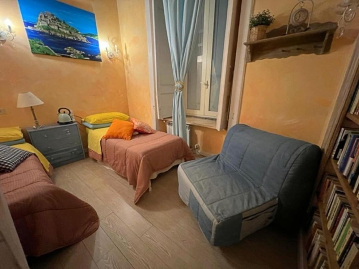 Casa Ra Bella Mbriana Apartment เนเปิลส์ ภายนอก รูปภาพ