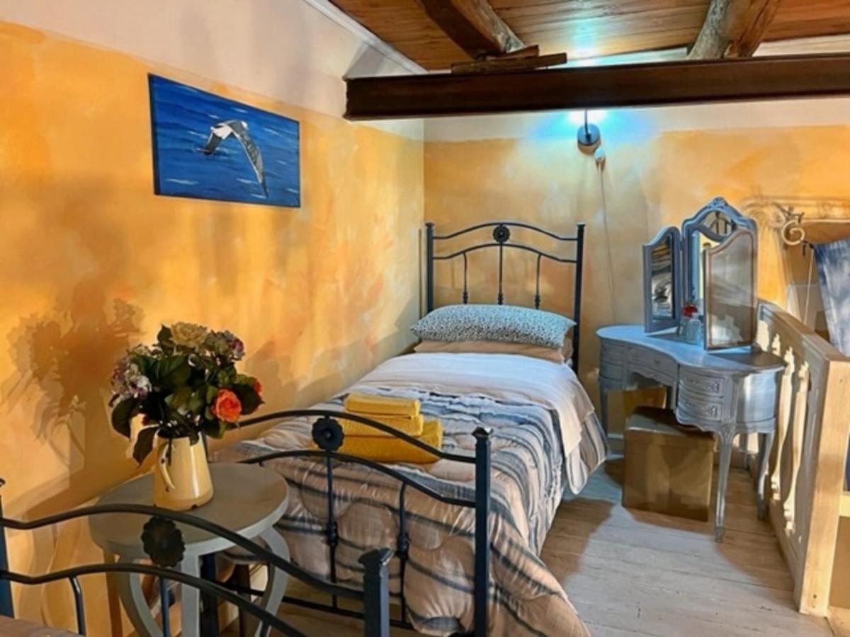 Casa Ra Bella Mbriana Apartment เนเปิลส์ ภายนอก รูปภาพ